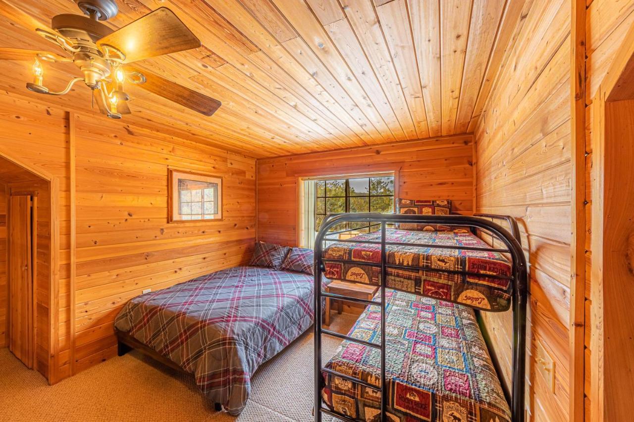 Cabin #4 The Wolves Den - Pet Friendly- Sleeps 6 - Playground & Game Room Payson Extérieur photo