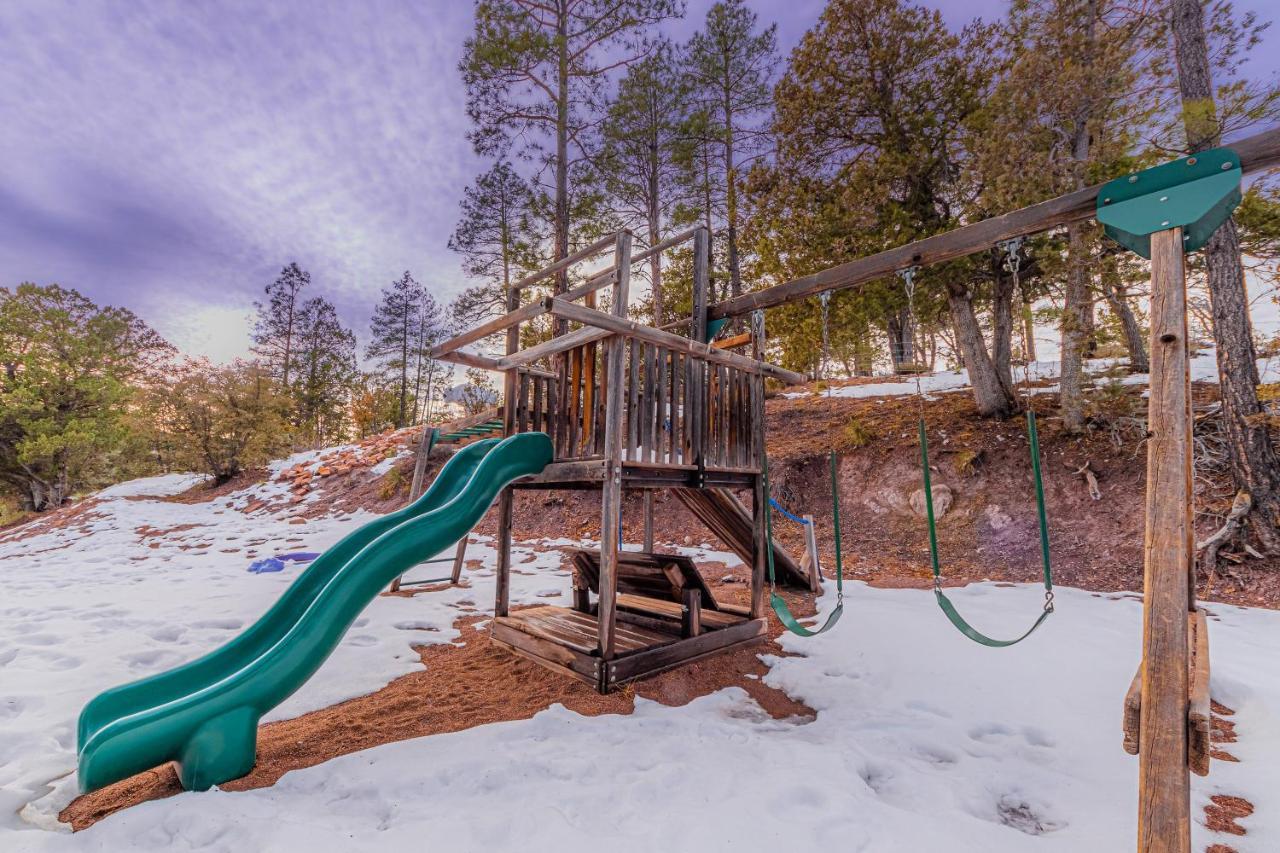 Cabin #4 The Wolves Den - Pet Friendly- Sleeps 6 - Playground & Game Room Payson Extérieur photo