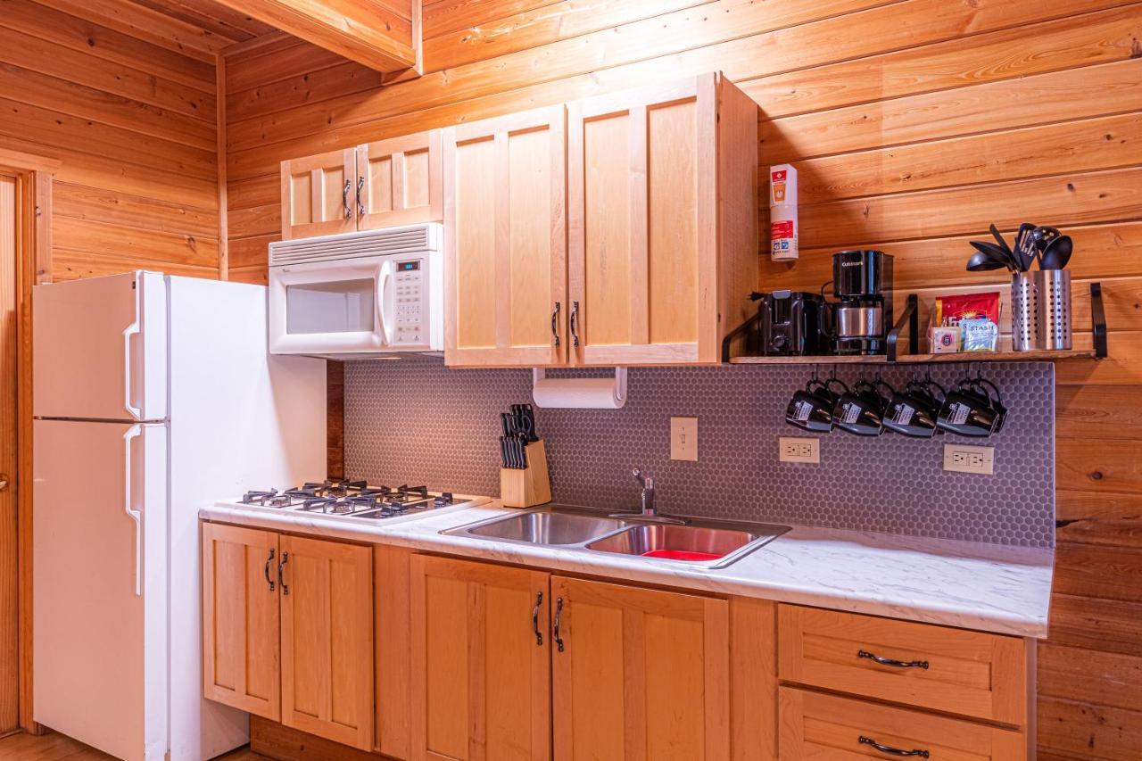 Cabin #4 The Wolves Den - Pet Friendly- Sleeps 6 - Playground & Game Room Payson Extérieur photo
